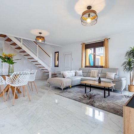 Villa With 4 Bedrooms And Private Heated Pool San Miguel de Abona Buitenkant foto