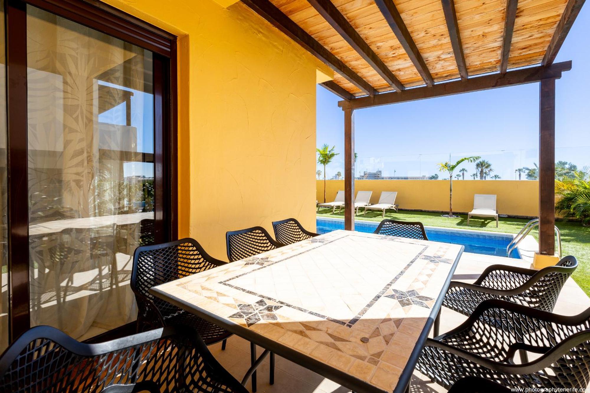Villa With 4 Bedrooms And Private Heated Pool San Miguel de Abona Buitenkant foto
